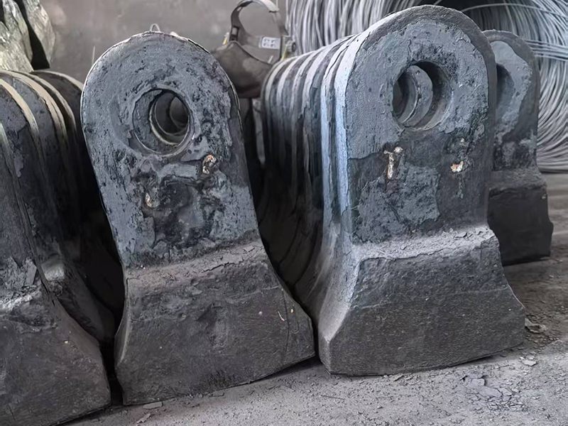 我公司主營的碎石機(jī)錘頭有哪些優(yōu)勢呢？